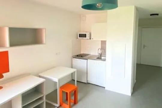"VILLEJUIF PARIS HÉLOÏSE", 6 %