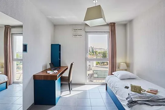 "MARSEILLE BLANCARDE". 6,2 %