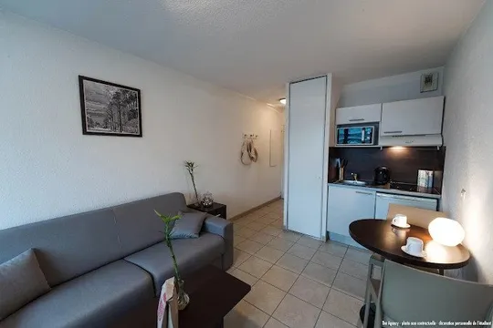 "PARC AVENUE". 5,9 %