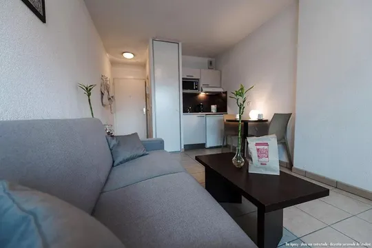 "PARC AVENUE". 5,9 %